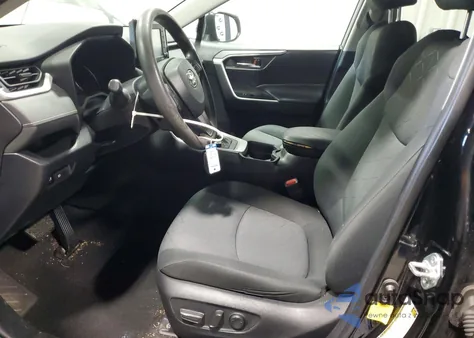 2020 Toyota Rav4 Xle z USA, uszkodzony, nr VIN 4T3R6RFV0LU001033